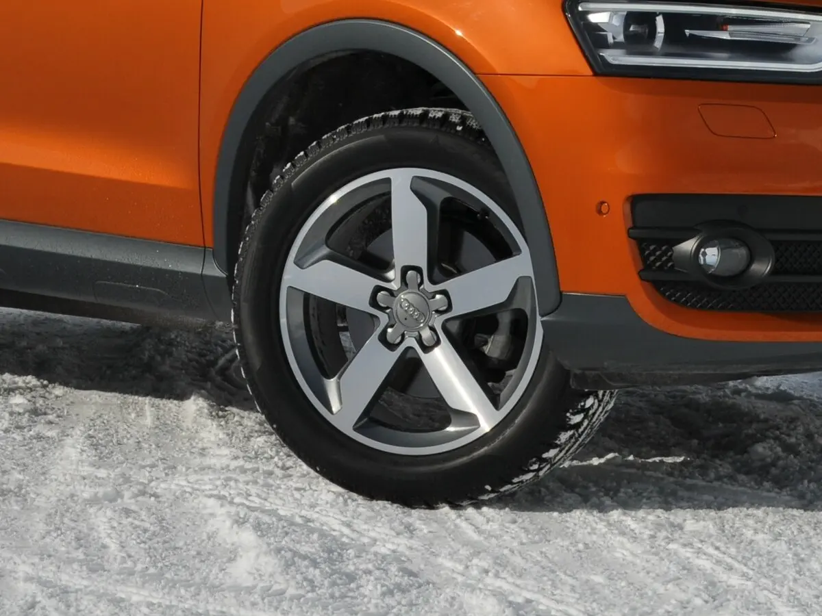 Audi Q3 I (8U) Внедорожник 5 дв. — сүрөт 20