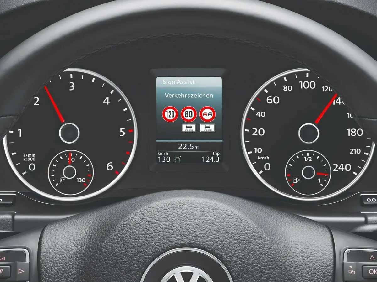 Volkswagen Tiguan I Рестайлинг Внедорожник 5 дв. — сүрөт 8