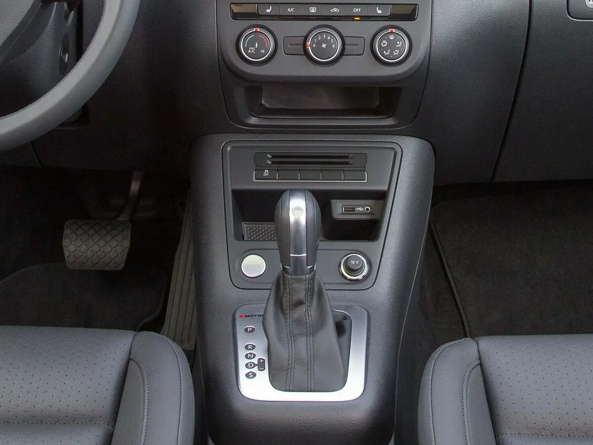 Volkswagen Tiguan I Рестайлинг Внедорожник 5 дв. — сүрөт 11