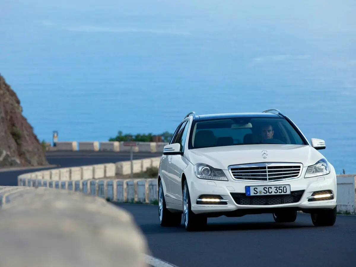 Mercedes-Benz C-Класс III (W204) Рестайлинг Универсал 5 дв. — photo 3