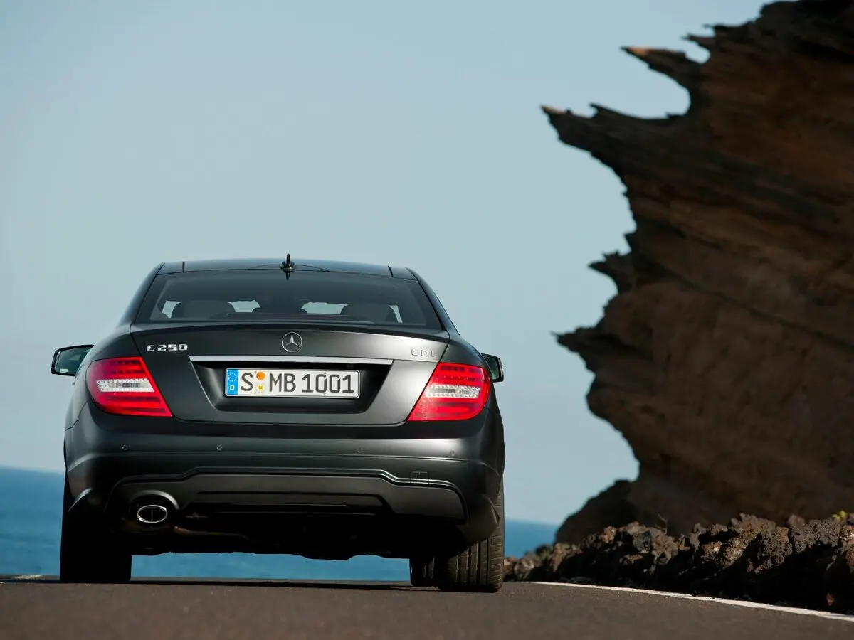 Mercedes-Benz C-Класс III (W204) Рестайлинг Купе — сүрөт 4