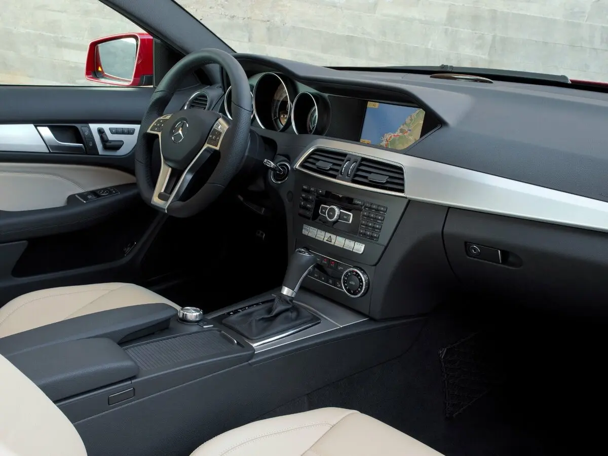 Mercedes-Benz C-Класс III (W204) Рестайлинг Купе — сүрөт 6