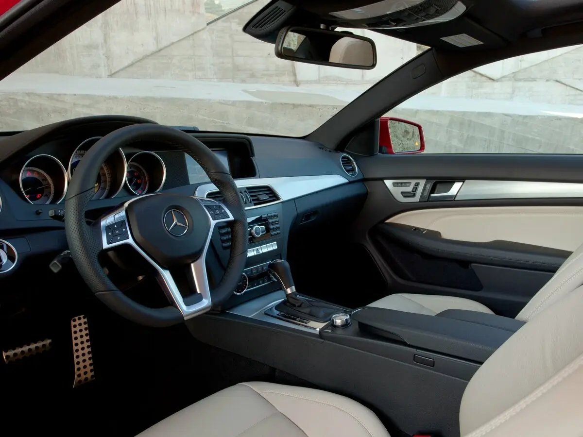Mercedes-Benz C-Класс III (W204) Рестайлинг Купе — сүрөт 7