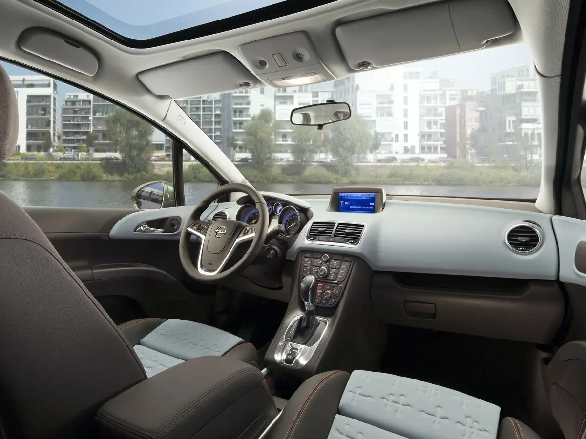 Opel Meriva B Компактвэн — photo 7