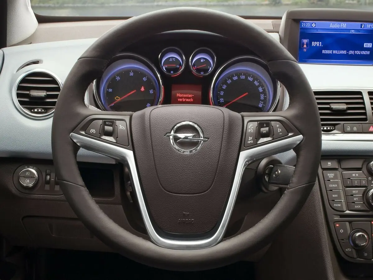Opel Meriva B Компактвэн — photo 10