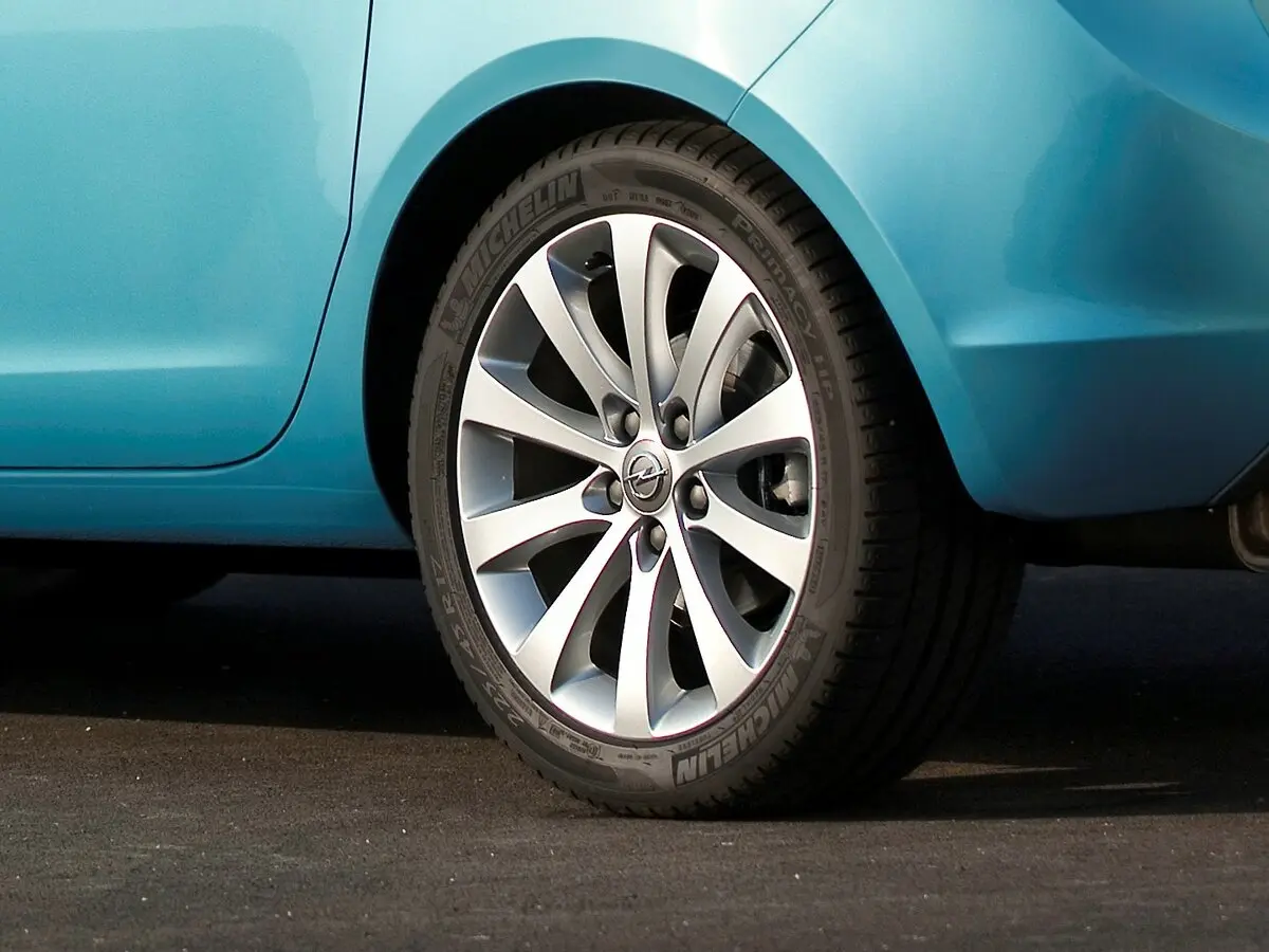 Opel Meriva B Компактвэн — photo 17
