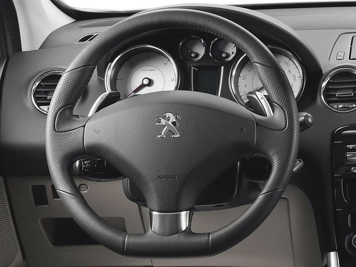Peugeot 308 I Рестайлинг Хэтчбек 5 дв. — сүрөт 7