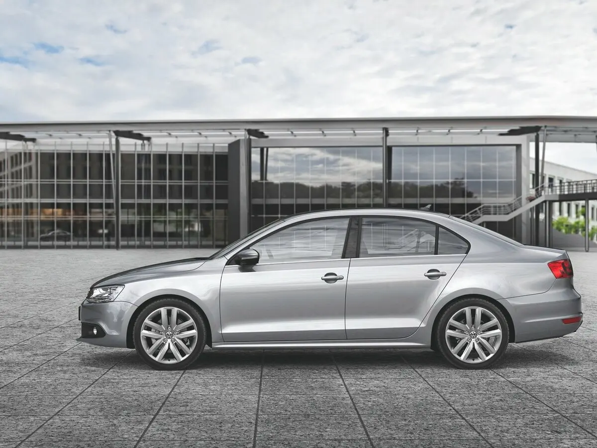 Volkswagen Jetta VI Седан — фото 2