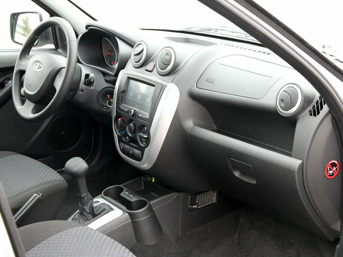 Lada (ВАЗ) Granta I Седан — сүрөт 7
