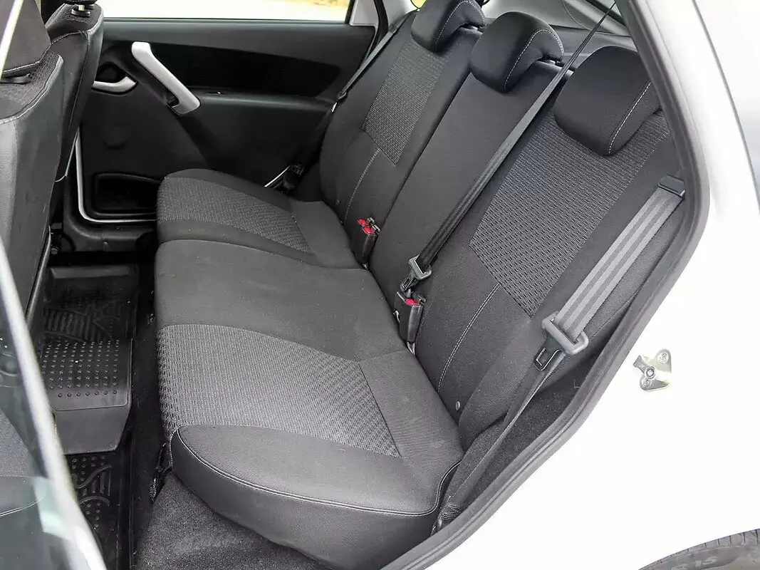 Lada (ВАЗ) Granta I Седан — сүрөт 11