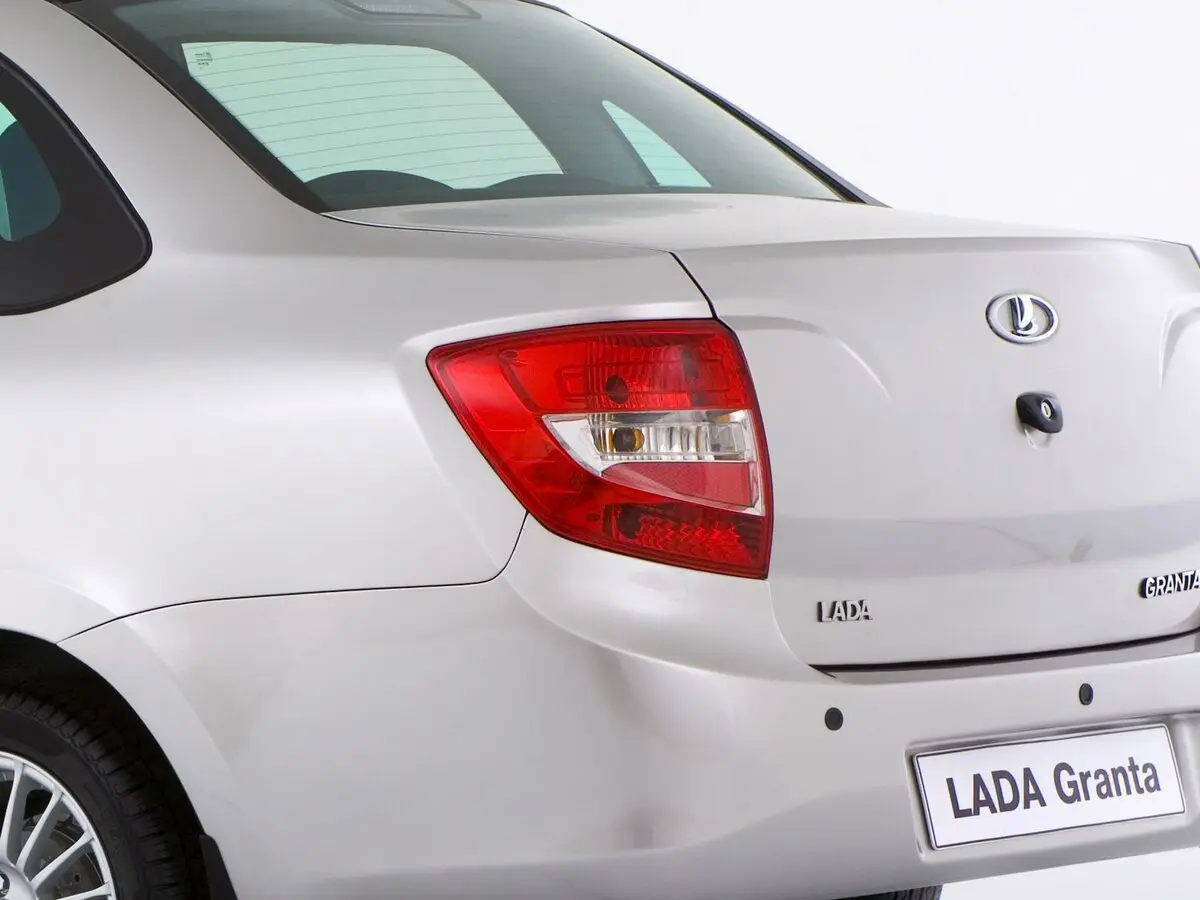 Lada (ВАЗ) Granta I Седан — сүрөт 18