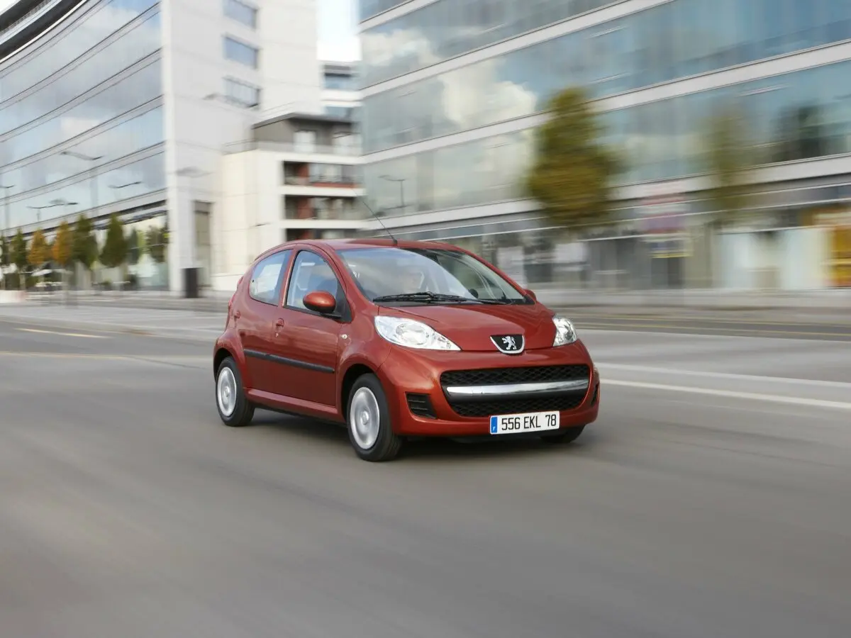 Peugeot 107 I Рестайлинг Хэтчбек 5 дв.