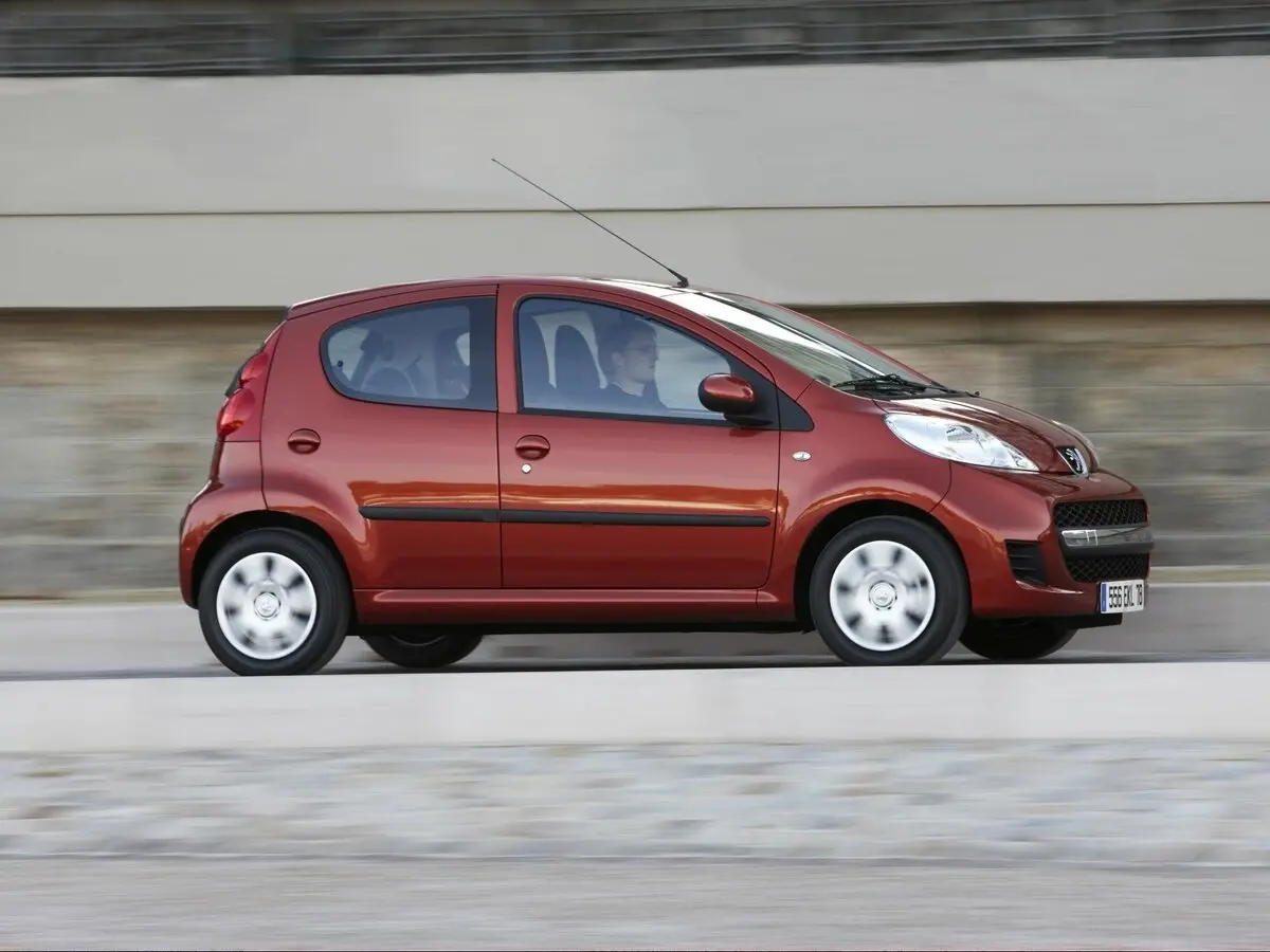 Peugeot 107 I Рестайлинг Хэтчбек 5 дв. — сүрөт 2