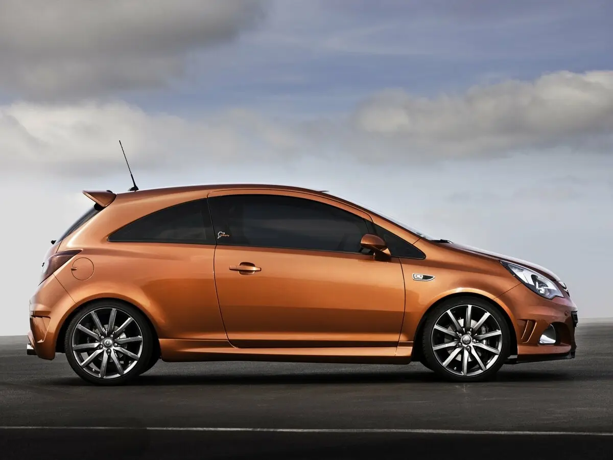 Opel Corsa OPC D Рестайлинг II Хэтчбек 3 дв. — сүрөт 2