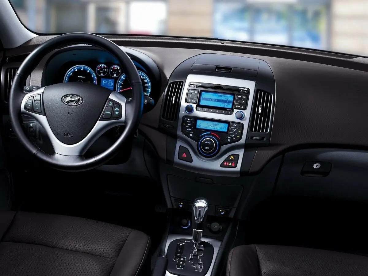 Hyundai i30 I Рестайлинг Хэтчбек 5 дв. — фото 6