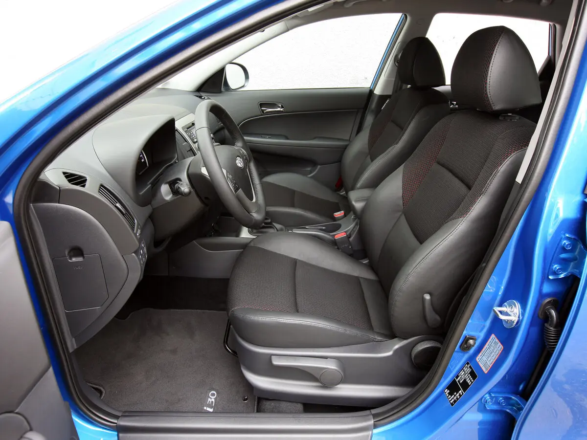 Hyundai i30 I Рестайлинг Хэтчбек 5 дв. — фото 7