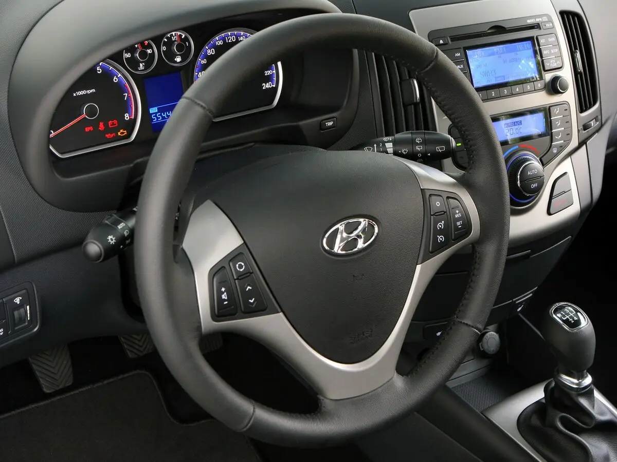 Hyundai i30 I Рестайлинг Хэтчбек 5 дв. — фото 9
