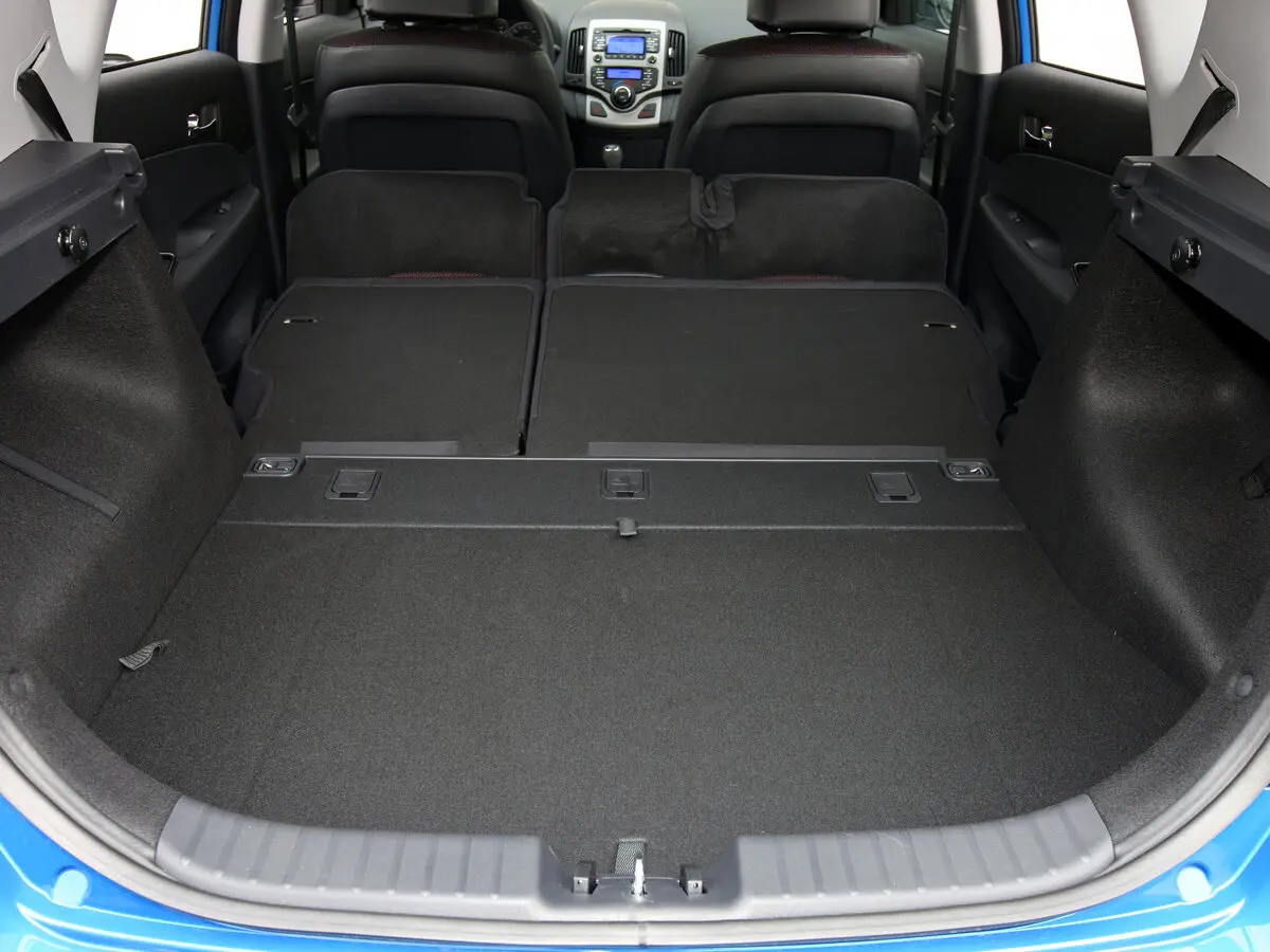 Hyundai i30 I Рестайлинг Хэтчбек 5 дв. — фото 13