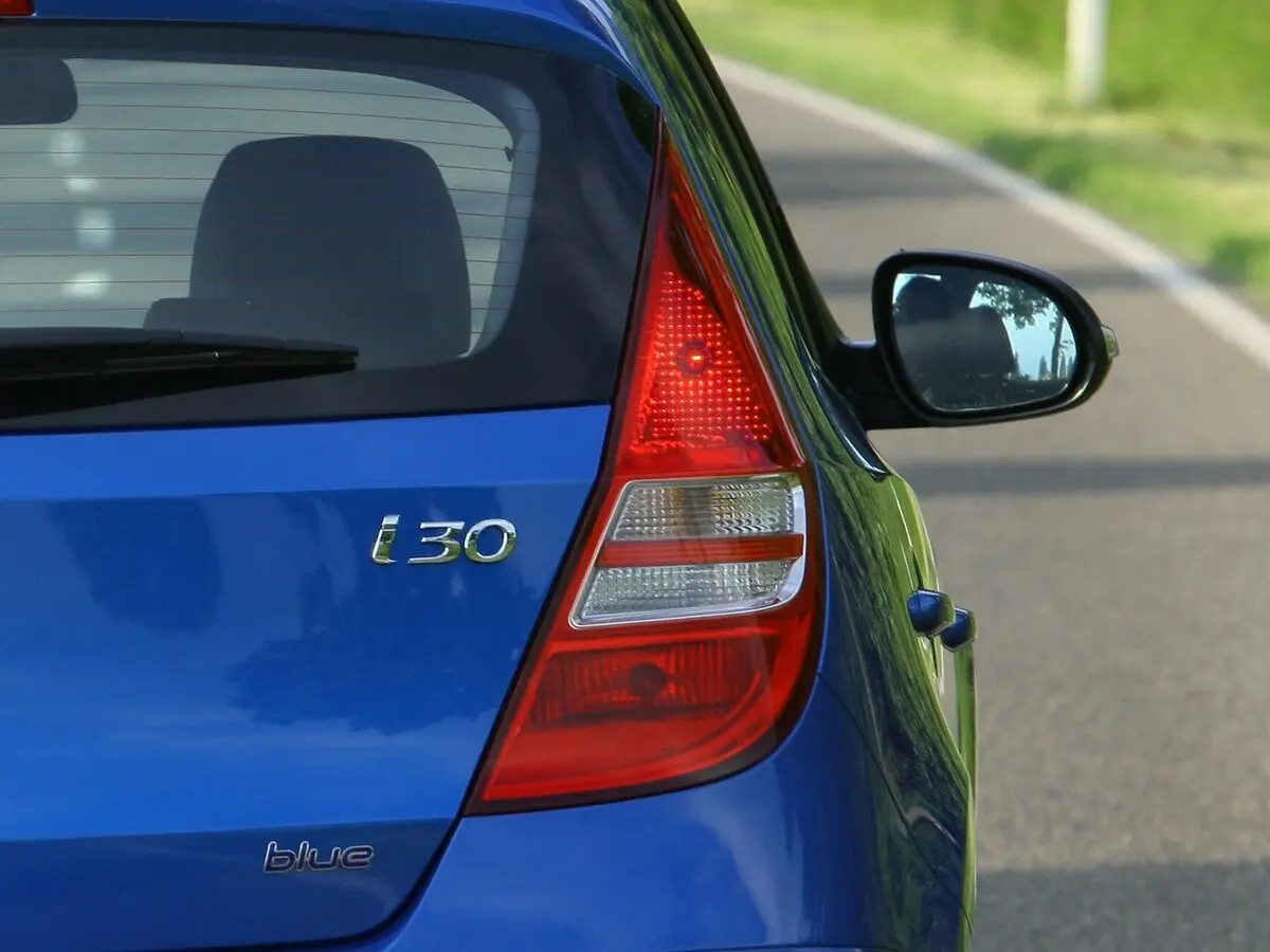 Hyundai i30 I Рестайлинг Хэтчбек 5 дв. — фото 16