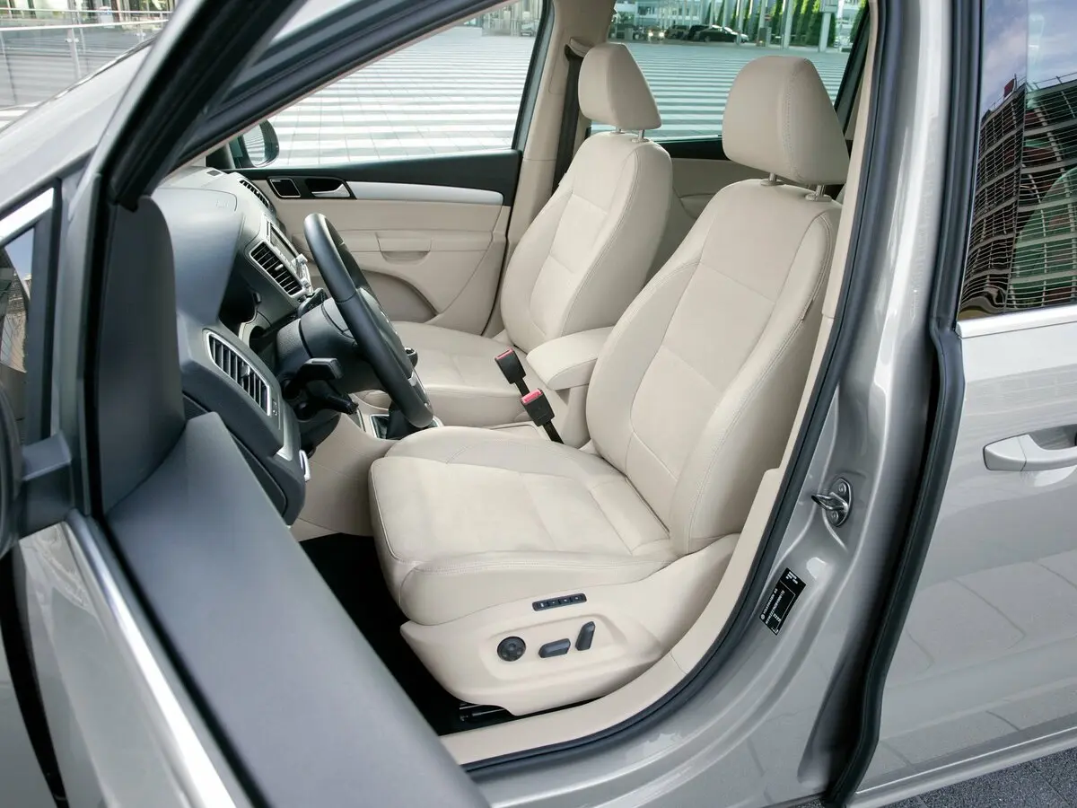 Volkswagen Sharan II Минивэн — сүрөт 8