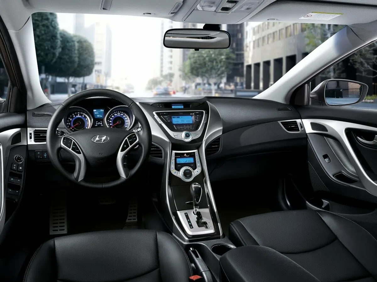 Hyundai Elantra V (MD) Седан — сүрөт 6
