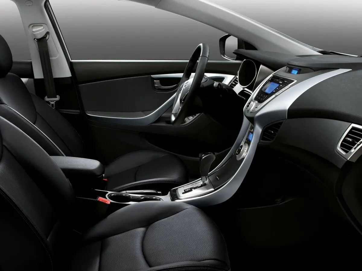 Hyundai Elantra V (MD) Седан — сүрөт 7