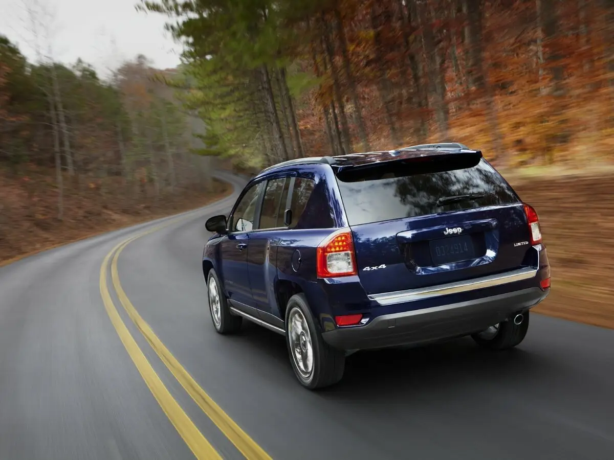 Jeep Compass I Рестайлинг Внедорожник 5 дв. — сүрөт 4
