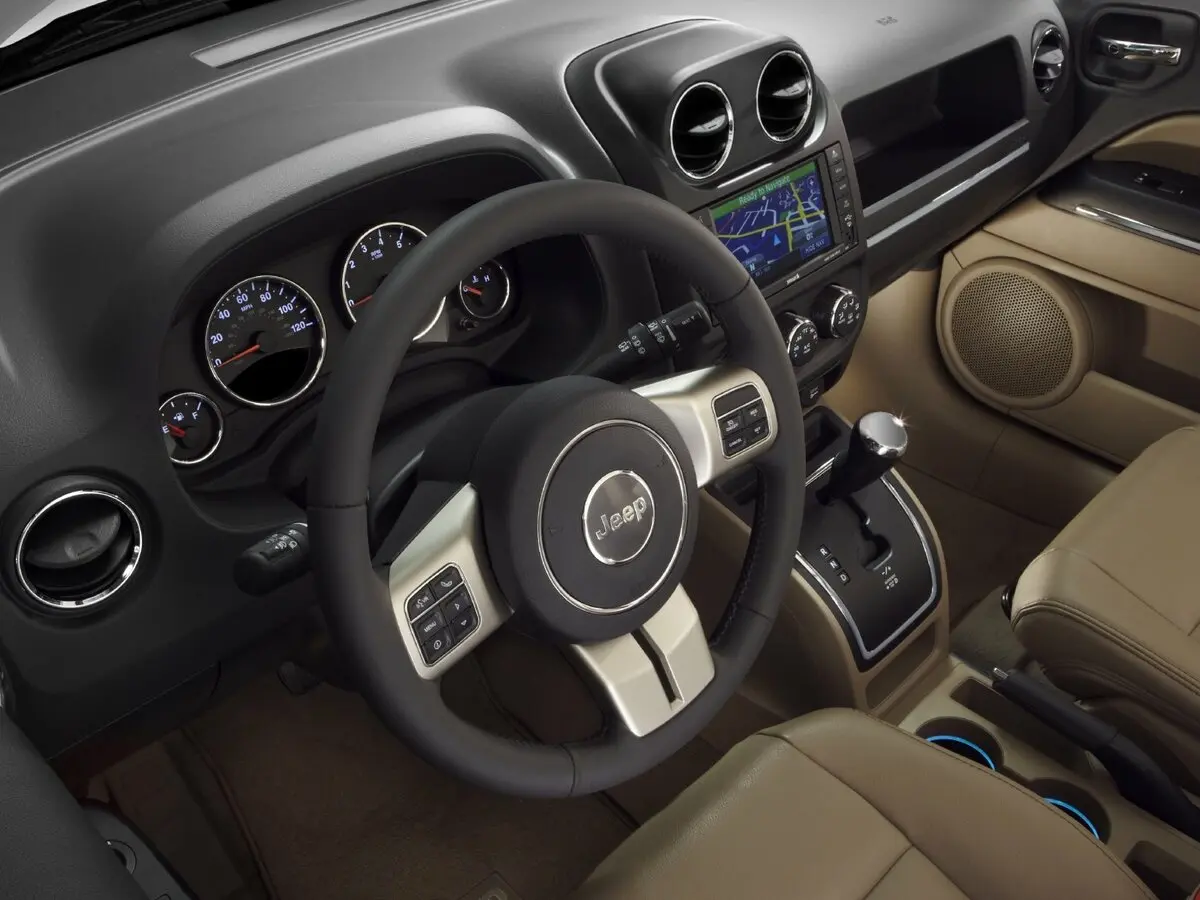 Jeep Compass I Рестайлинг Внедорожник 5 дв. — сүрөт 8