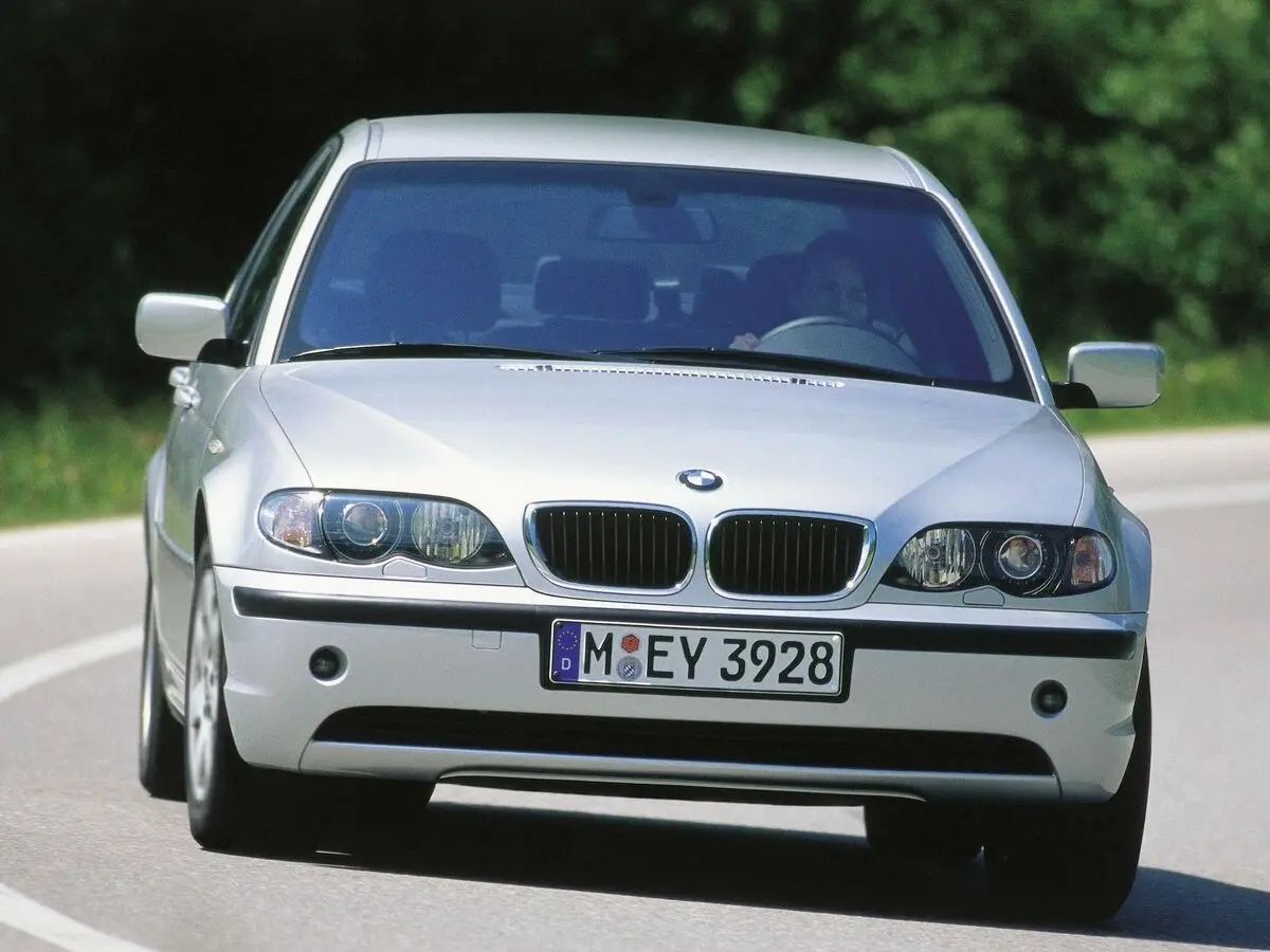 BMW 3 серии IV (E46) Рестайлинг Седан — сүрөт 3