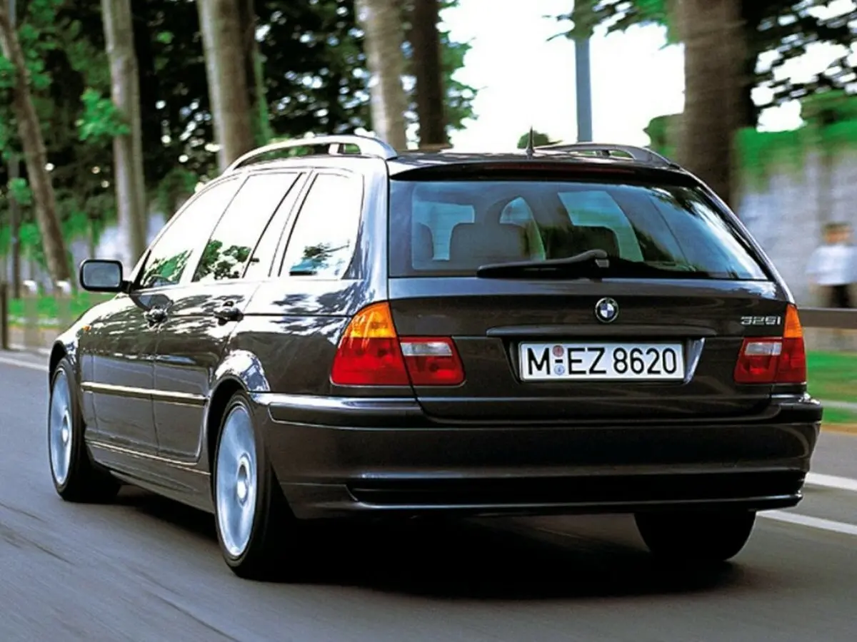 BMW 3 серии IV (E46) Рестайлинг Универсал 5 дв. — сүрөт 4