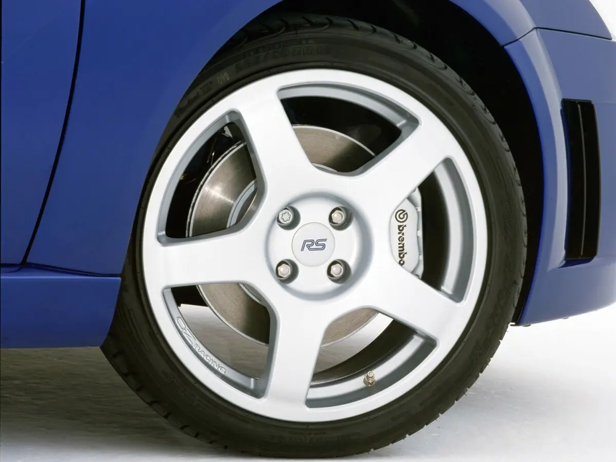Ford Focus RS I Хэтчбек 3 дв. — сүрөт 11