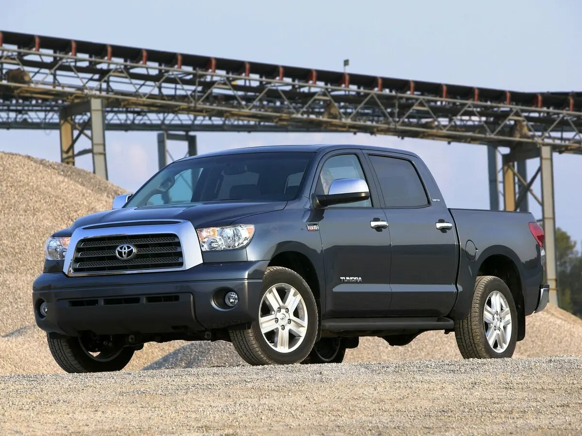Toyota Tundra II Пикап Двойная кабина CrewMax