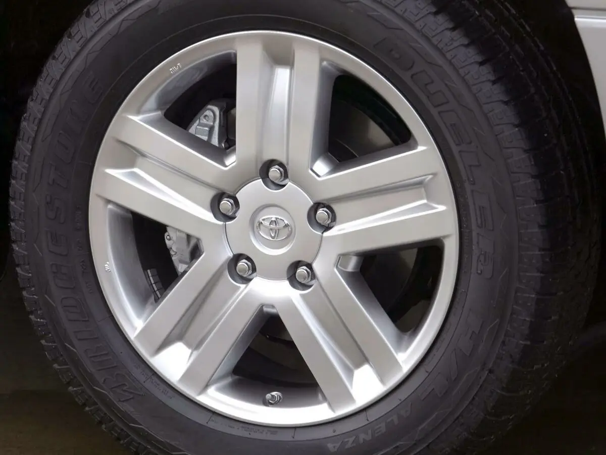 Toyota Tundra II Пикап Двойная кабина CrewMax — сүрөт 12