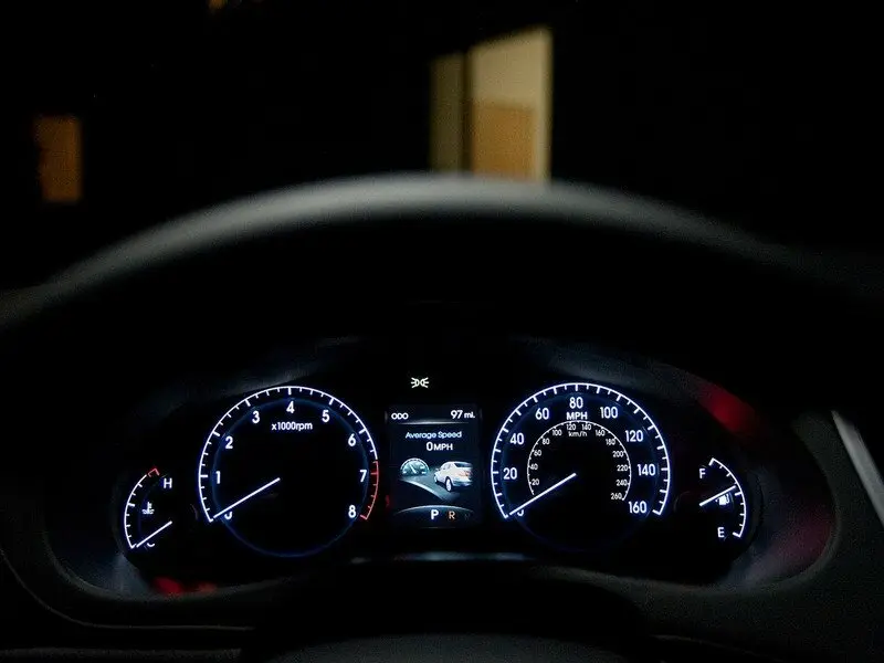Hyundai Genesis I Рестайлинг Седан — фото 8