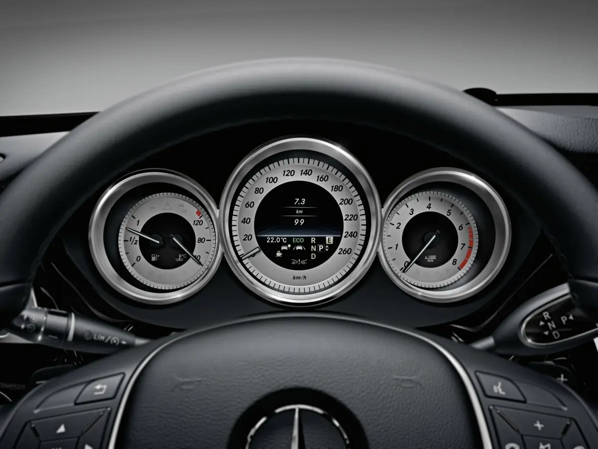 Mercedes-Benz CLS II (C218) Седан — фото 8