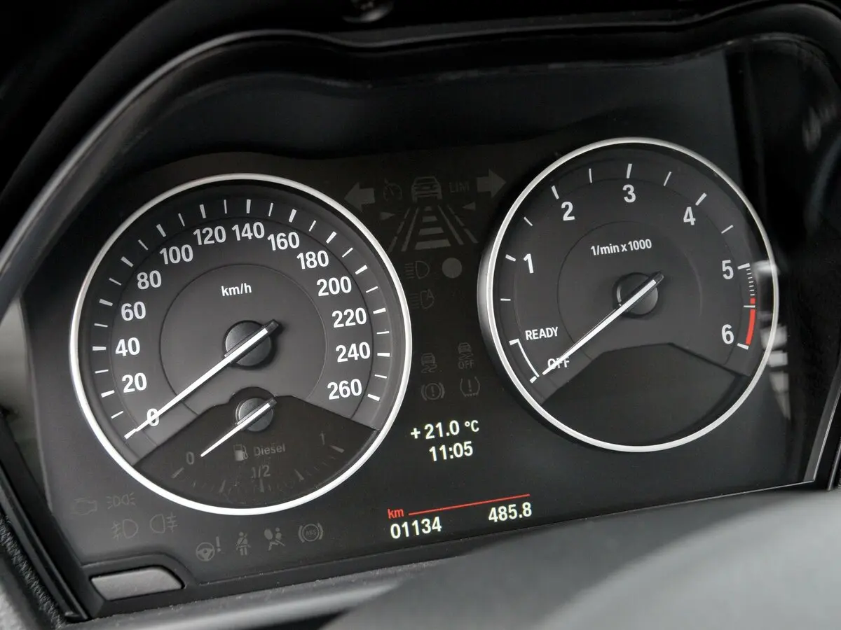 BMW 1 серии II (F20/F21) Хэтчбек 5 дв. — сүрөт 9