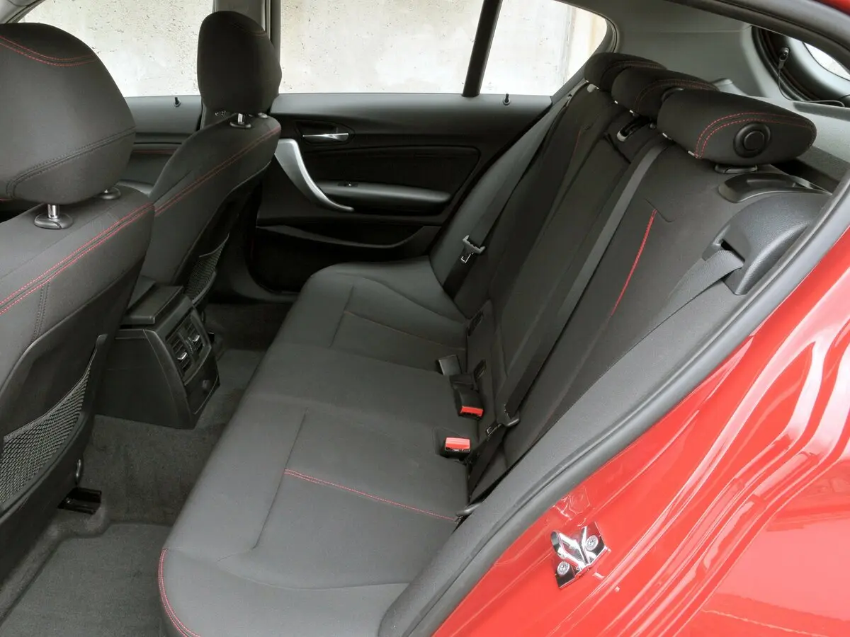 BMW 1 серии II (F20/F21) Хэтчбек 5 дв. — сүрөт 11