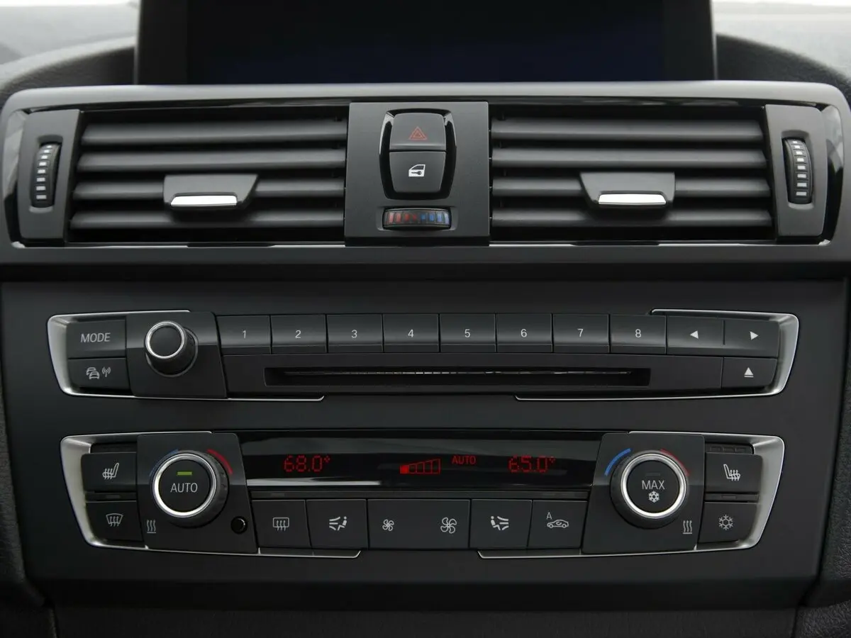 BMW 1 серии II (F20/F21) Хэтчбек 5 дв. — сүрөт 18