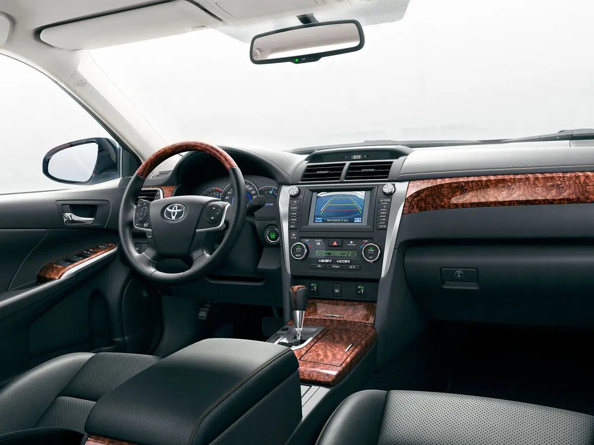 Toyota Camry VII (XV50) Седан — сүрөт 7