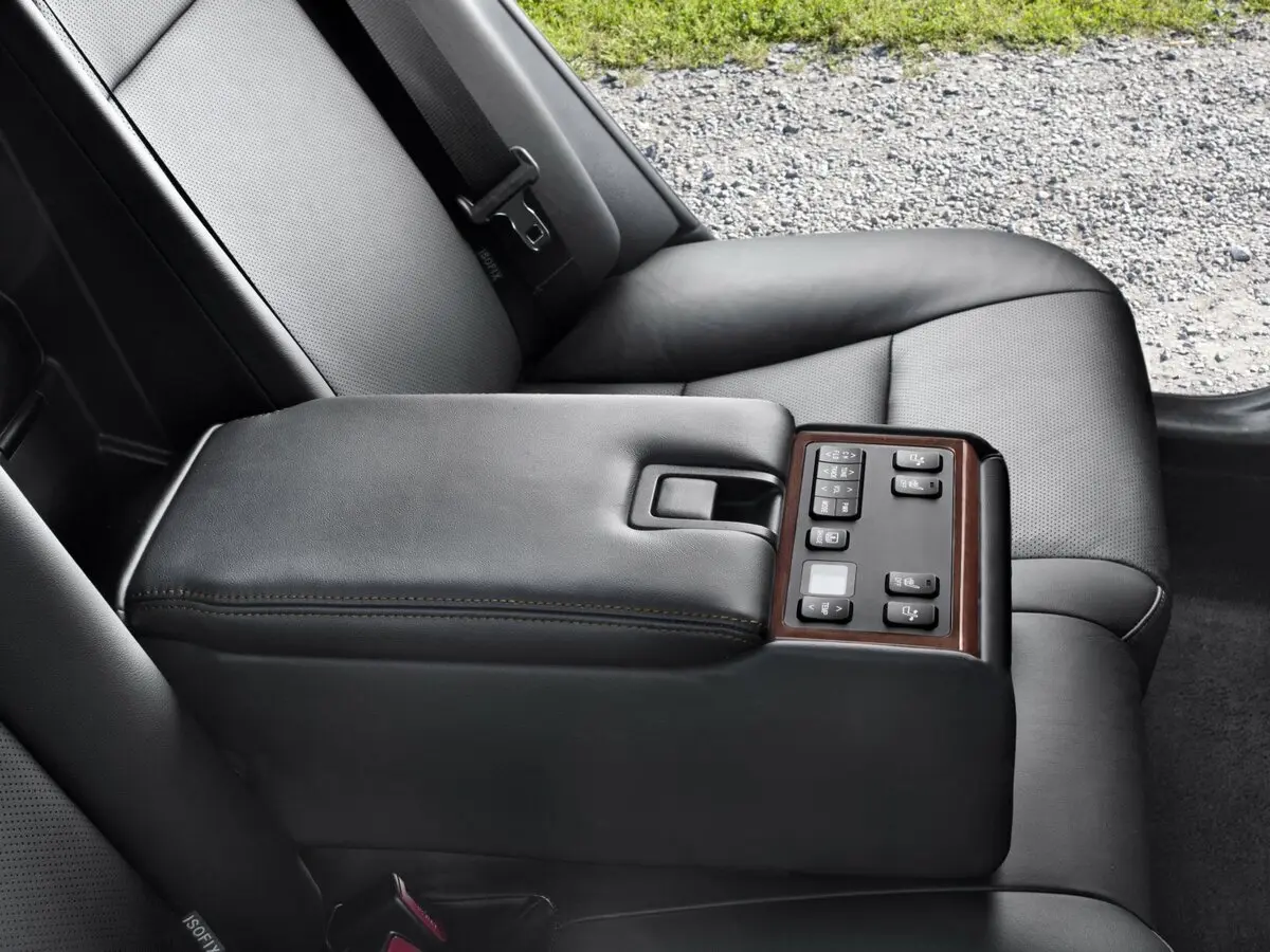 Toyota Camry VII (XV50) Седан — сүрөт 12