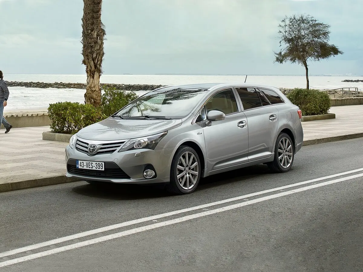 Toyota Avensis III Рестайлинг Универсал 5 дв.