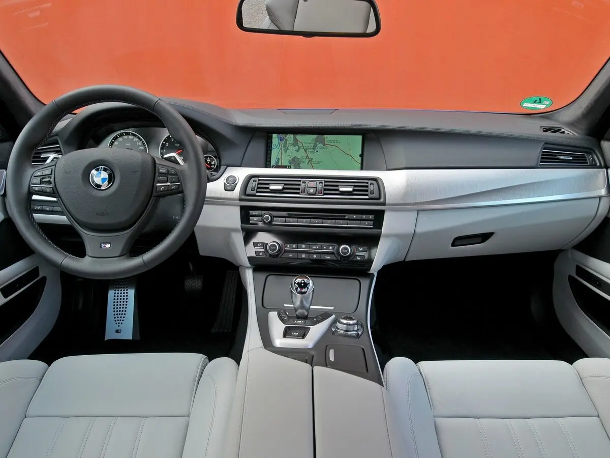 BMW M5 V (F10) Седан — сүрөт 6