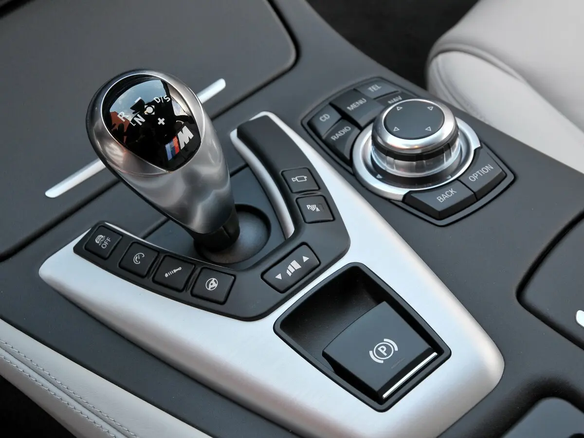 BMW M5 V (F10) Седан — сүрөт 13