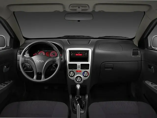 Chery Very (A13) 2011 – 2014 Хэтчбек 5 дв. — 照片 4