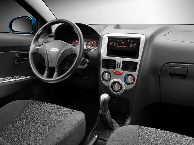 Chery Very (A13) 2011 – 2014 Хэтчбек 5 дв. — 照片 5