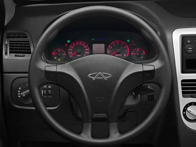 Chery Very (A13) 2011 – 2014 Хэтчбек 5 дв. — 照片 6