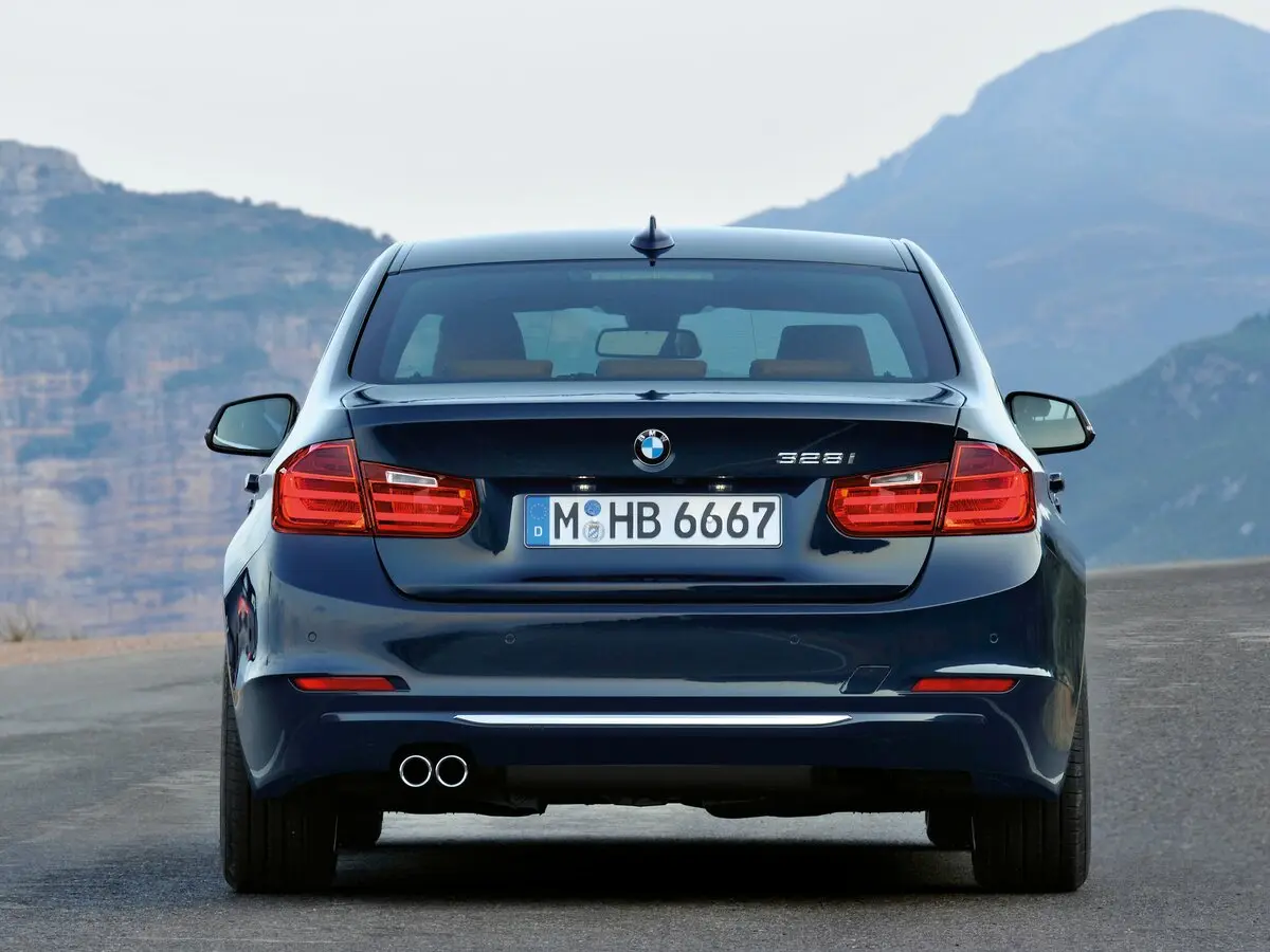 BMW 3 серии VI (F3x) Седан — сүрөт 4
