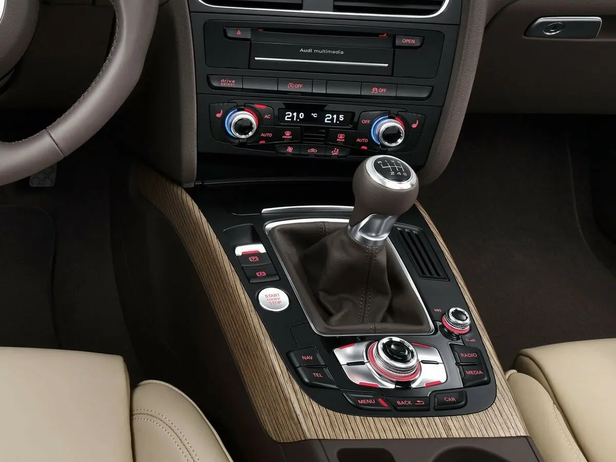 Audi A4 IV (B8) Рестайлинг Седан — сүрөт 13
