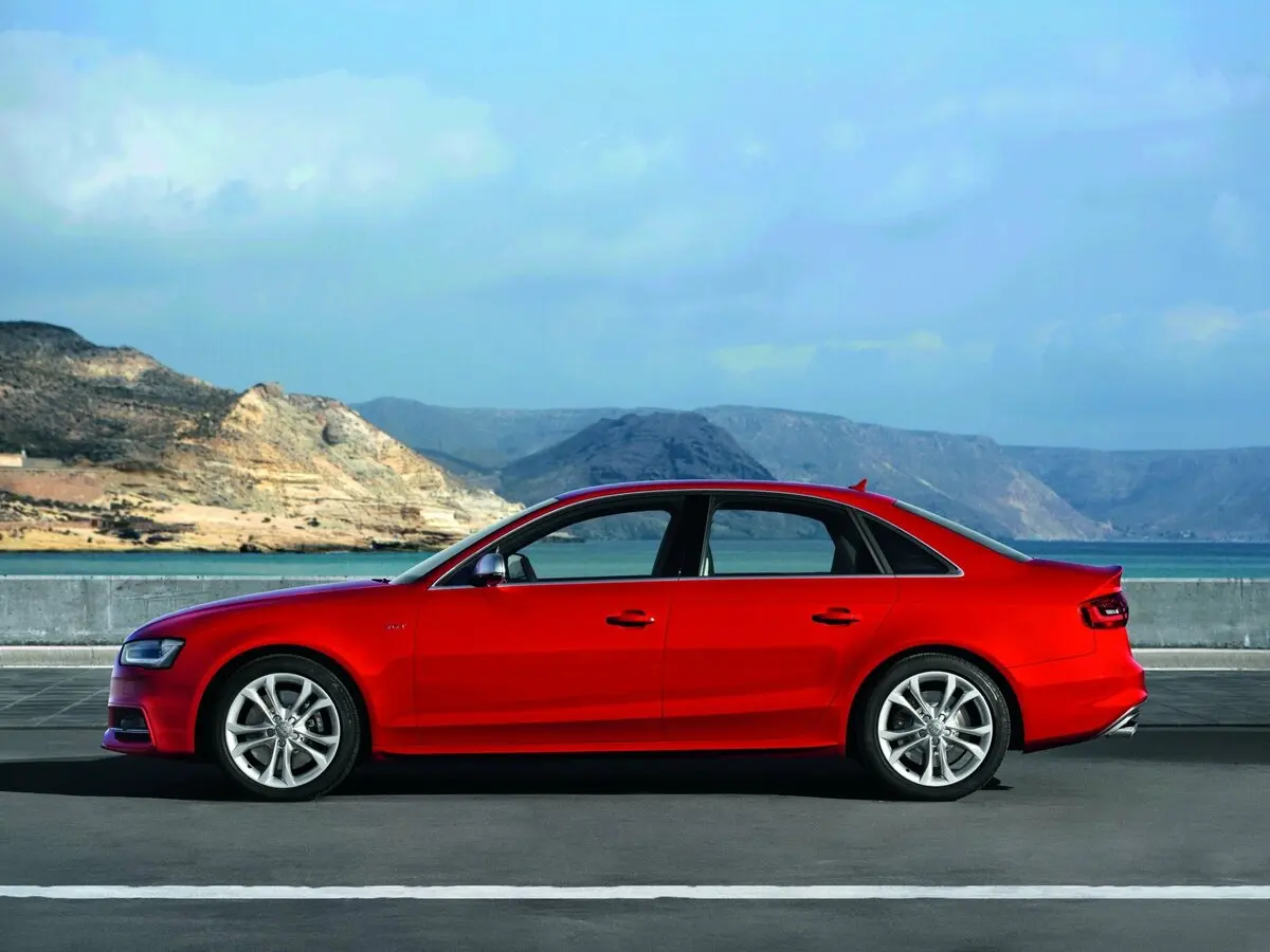 Audi S4 IV (B8) Рестайлинг Седан — photo 2