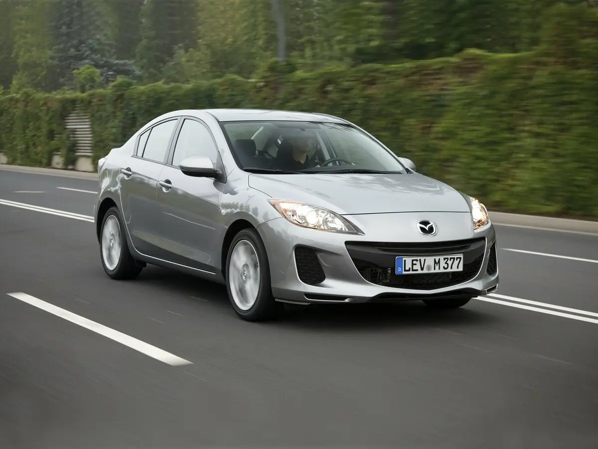 Mazda 3 II (BL) Рестайлинг Седан